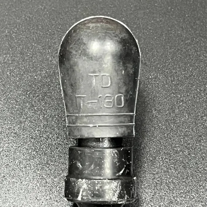8DG-82370-00 — 2
