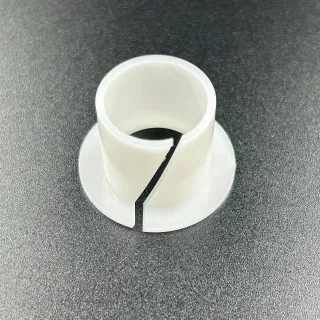 Втулка струбцины пластиковая Yamaha 40-90, F40-130 (Omax) картинка
