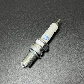Свеча зажигания NGK DR8EA картинка