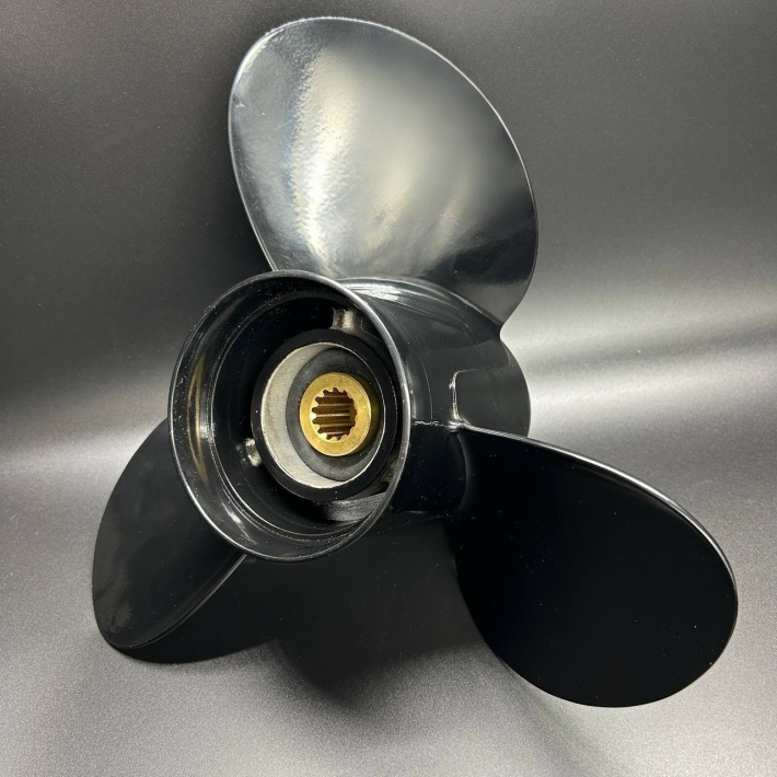 Гребной винт Suzuki DT75-DT140, DF60-DF70 Megara (3x13-1/4x17) (Polastorm) 4037-3133-17