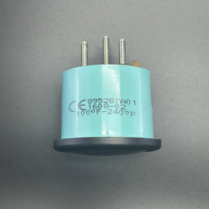 895287A01 — 2