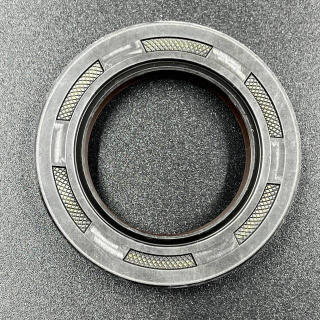 Сальник Yamaha (93102-30M05) (30x47x7) (Yamaha) картинка