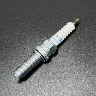 Свеча зажигания NGK LMAR6A-9 картинка