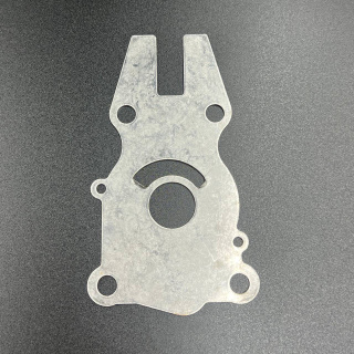Пластина помпы охлаждения Yamaha 40-50, F30-60(PREMARINE) картинка