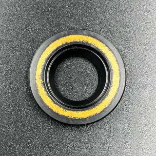 Сальник Yamaha (93104-16M04; 93104-16M01; 93101-16M36) (16x30x5) (KACAWA) картинка