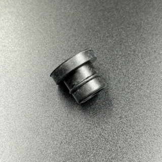 Уплотнение трубки охлаждения Suzuki DT 40-40C, DF 40-50 (нижнее) (Suzuki) картинка