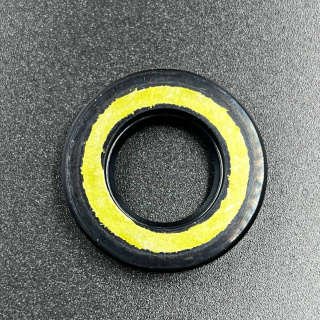 Сальник Yamaha (15x28x6) (Yamaha) картинка