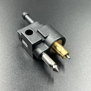 Коннектор топливный Yamaha 4-90, F4-70 (из мотора) (Omax) картинка