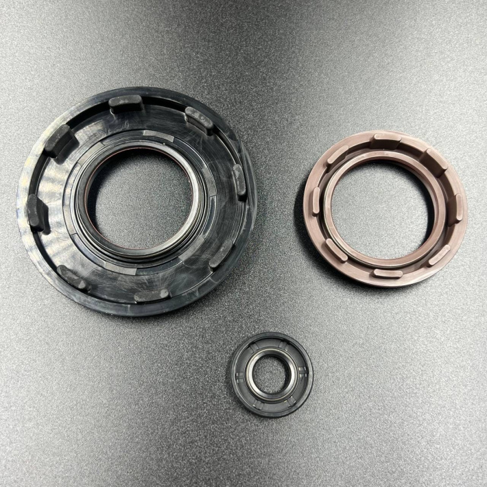 09-711332 — 4