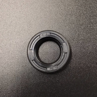 Сальник коленчатого вала Suzuki DT25-30 (14.7x25x6.5) (Suzuki) картинка