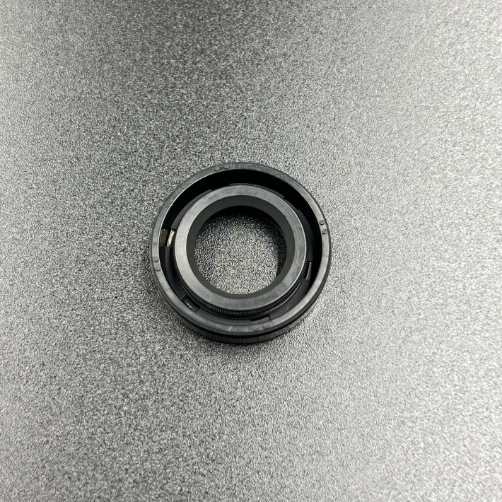 3C8-01215-0 — 2