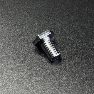 Болт Yamaha 115-140 (90101-06M67) (Yamaha) картинка