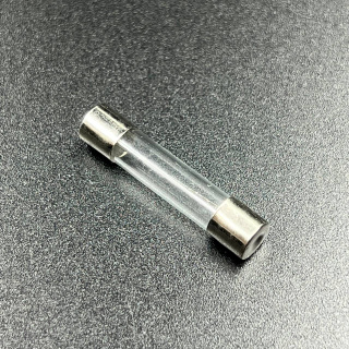 Предохранитель Yamaha 4-250, F8-20 (10A) (PREMARINE) картинка