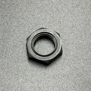Гайка крепления пиньона Suzuki DT40, DF40-70, DF40-60(A)(PREMARINE) картинка