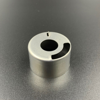 Стакан помпы охлаждения Yamaha 9.9-15, F8-9.9 Old (Yamaha) картинка