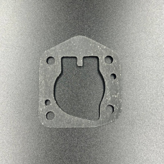 Прокладка под пластину помпы охлаждения Suzuki DF8-20(A) (WaveMarine) картинка