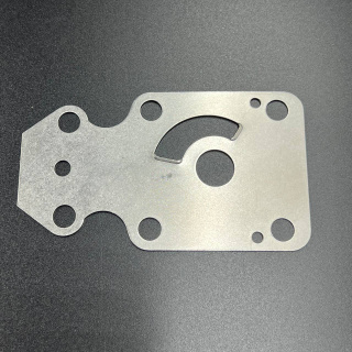 Пластина помпы охлаждения Yamaha F8-20 (PREMARINE) картинка