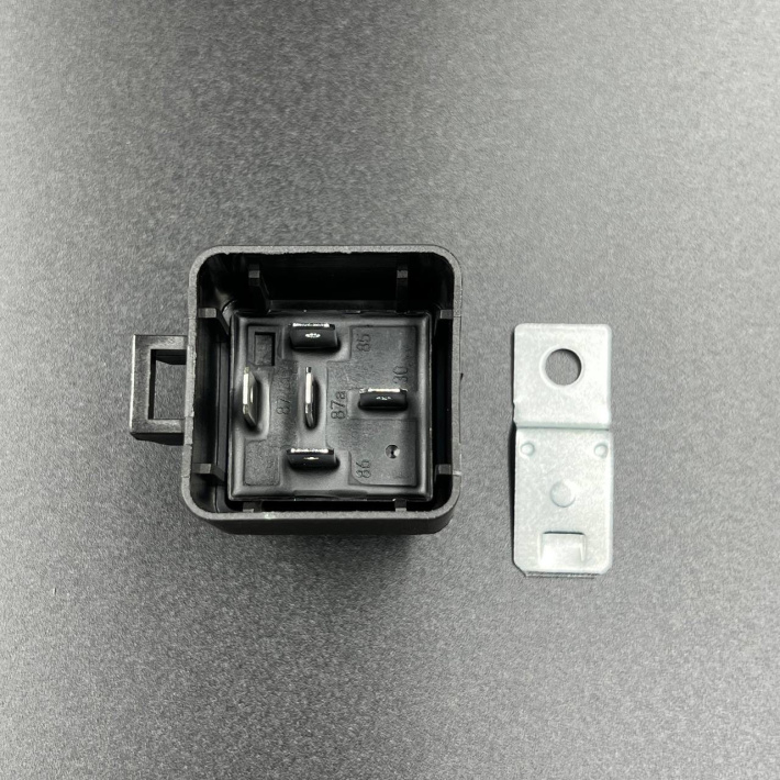 882751A1 — 3