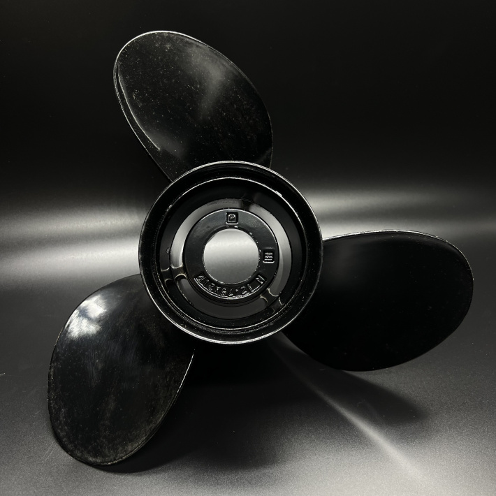 Гребной винт Mercury Black Max (12-3/4х21R) 77348A45