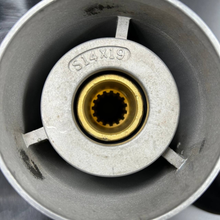 Гребной винт Suzuki DF90-140, DF70A-140A, DF100B (3x14x19) (Сталь) 58100-90J10-019-K