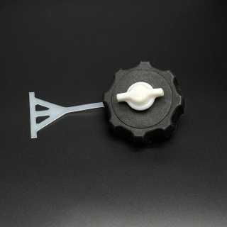 Крышка топливного бака пластиковая FUEL CAP ASSY (Quicksilver) картинка
