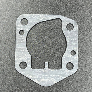 Прокладка под пластину помпы охлаждения Suzuki DF8-20(A) (Suzuki) картинка