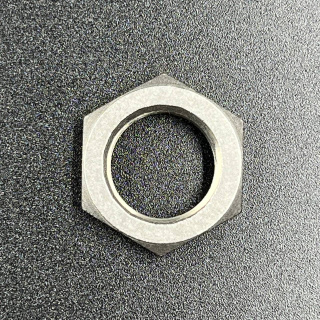 Гайка крепления пиньона Yamaha 60-115, F40-200 (Yamaha) картинка