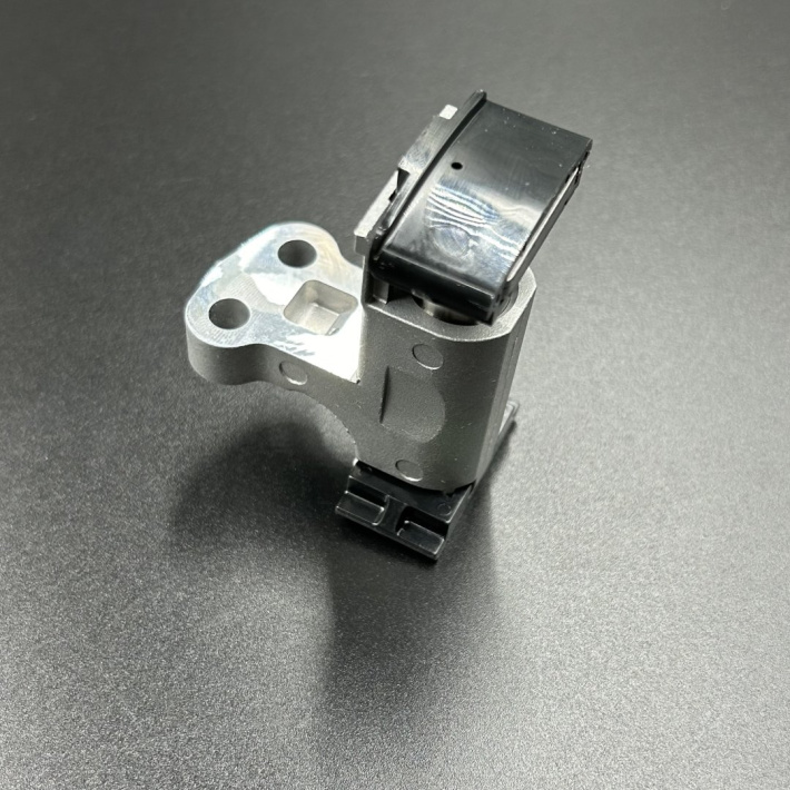 12832-93J00 — 1