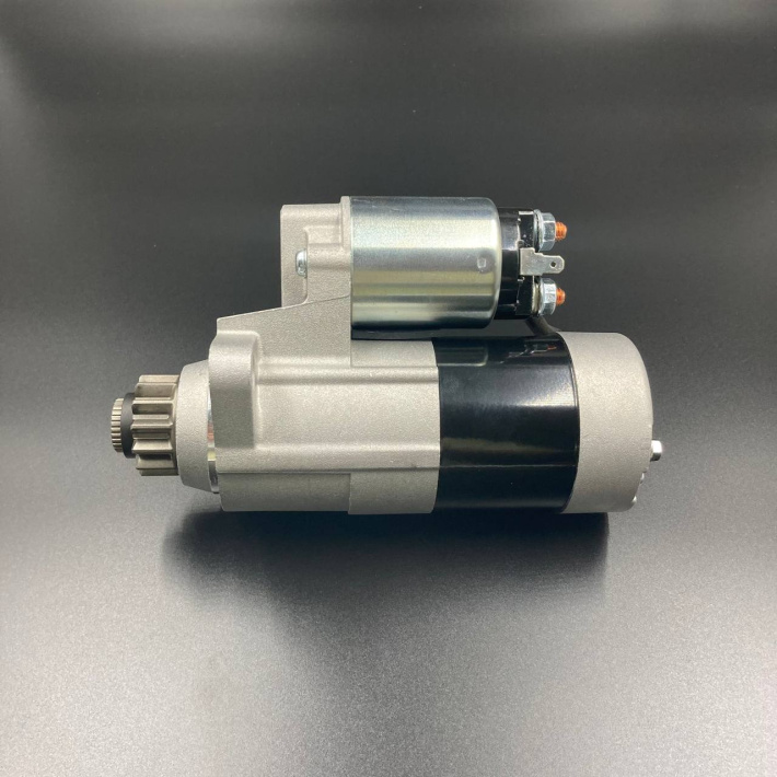 31200-ZW10-040 — 2