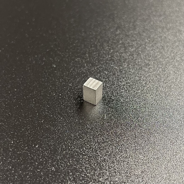 90282-04M00 — 2