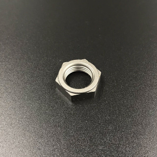 Гайка крепления пиньона Suzuki DT50-60, DF60-140, DF40-140(A) (Suzuki) картинка