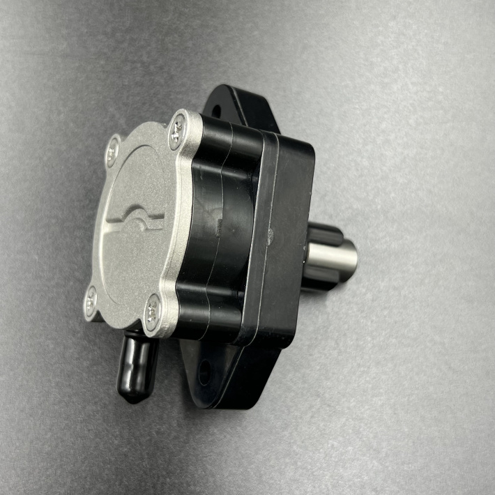 3H8-04000-4 — 2