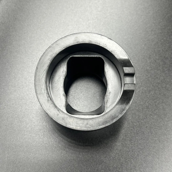 8R4-13555-00 — 1