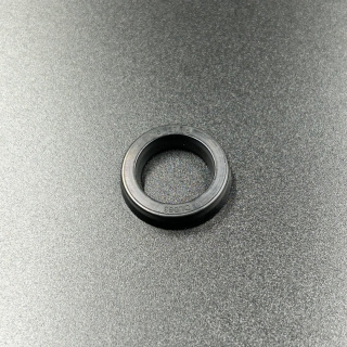 Уплотнение штока гидроподъемника Yamaha 115-250, F95-275 (WUHU) картинка