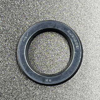 Уплотнение штока гидроподъемника Yamaha 115-250, F95-275 (Yamaha) картинка