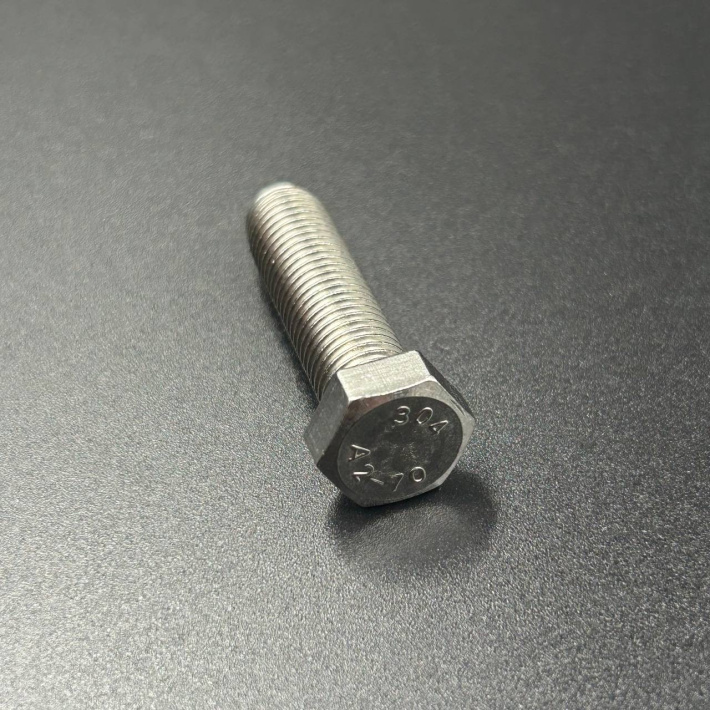 T40-18011b — 4
