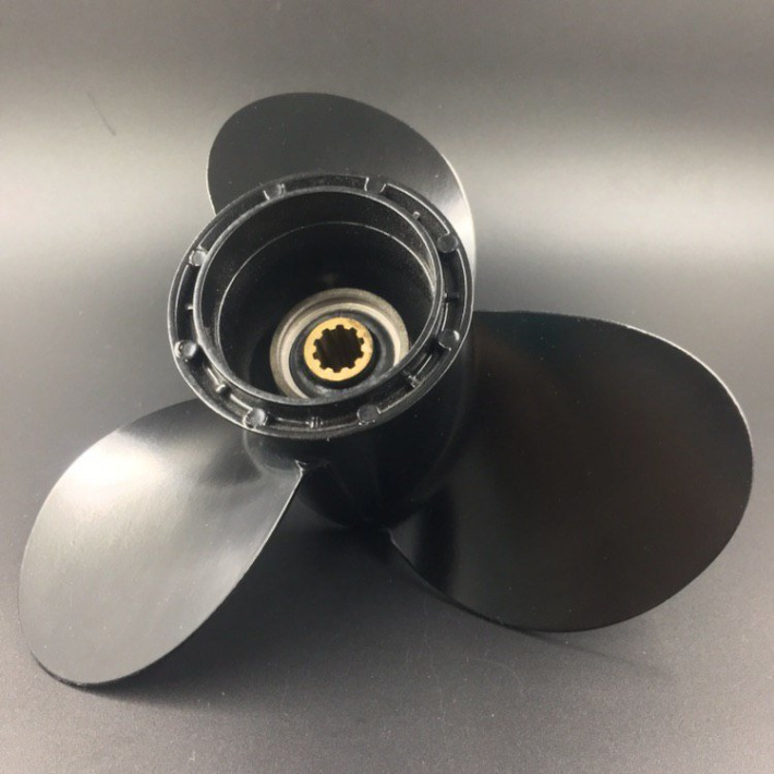 Гребной винт Suzuki DT9.9-DT15, DF9.9-DF15, DF8A-DF9.9A (3x9-1/4x8) 58100-91D00-019-K