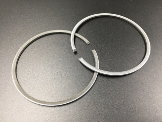 Кольца поршневые, комплект на один поршень Yamaha 40-50 (0.25mm) (2Ring) (Omax) картинка