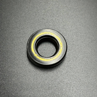 Сальник Yamaha (93101-13018) (13x25x6) (Yamaha) картинка