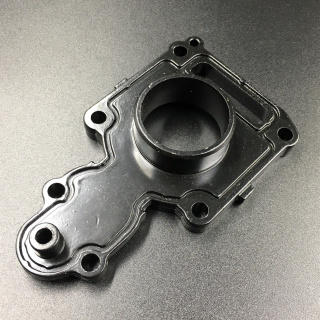 Основание помпы охлаждения Yamaha 25-30, F20-25 (PREMARINE) картинка