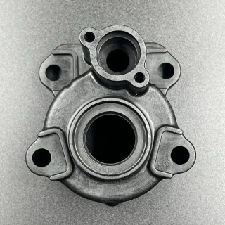 Корпус помпы охлаждения Yamaha F75-100 (Yamaha) картинка