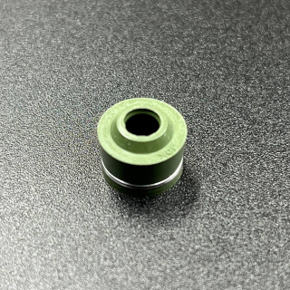 Маслосъемный колпачок Honda BF6-15, BF35-50 (Впуск/Выпуск)(PREMARINE) картинка