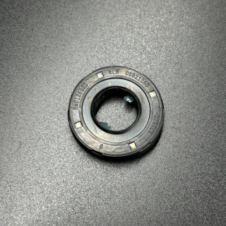 Сальник помпы (нового образца) Mercruiser 4,3/5,0/5,7/6,2/8,1/8,2L (Quicksilver) картинка