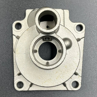 Корпус помпы охлаждения Suzuki DT20-40, DF40-50 (Yuelang) картинка