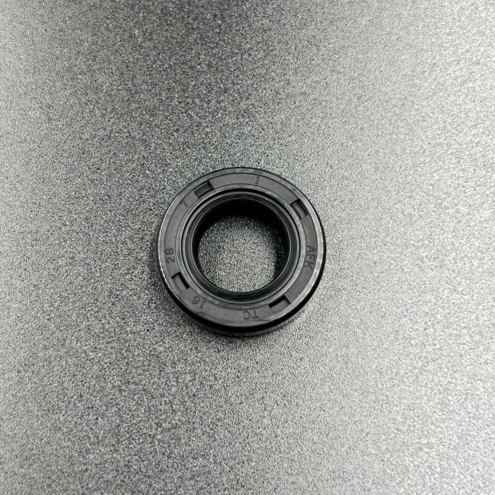 3C8-01215-0 — 1