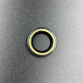 Сальник Yamaha (93101-20048) (20x30x6) (Omax) картинка
