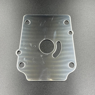 Пластина помпы охлаждения Suzuki DF70-90(A) (Kacawa) картинка