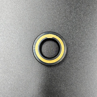 Сальник Yamaha (93101-17054) (17x30x6) (Osaka) картинка