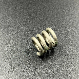 Пружина зажима хода поворота поворотной рамы двигателя Yamaha 6-50, F8-9.9 (Yamaha) картинка