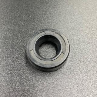 Сальник Yamaha (93101-11M14) (10.8x21x7) (Osaka) картинка